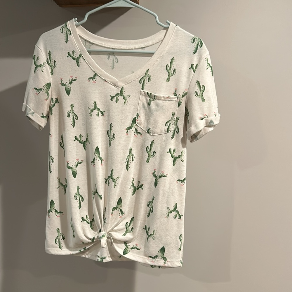 SO Tee, size small